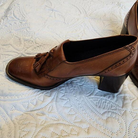 EUC  CLIF made in itay block heel slip on tassel borwn leather 37.5  6.5 - Picture 4 of 9